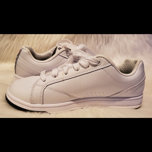 FILA WOMEN'S LEATHER COURT SHOES - Picture 3 of 5